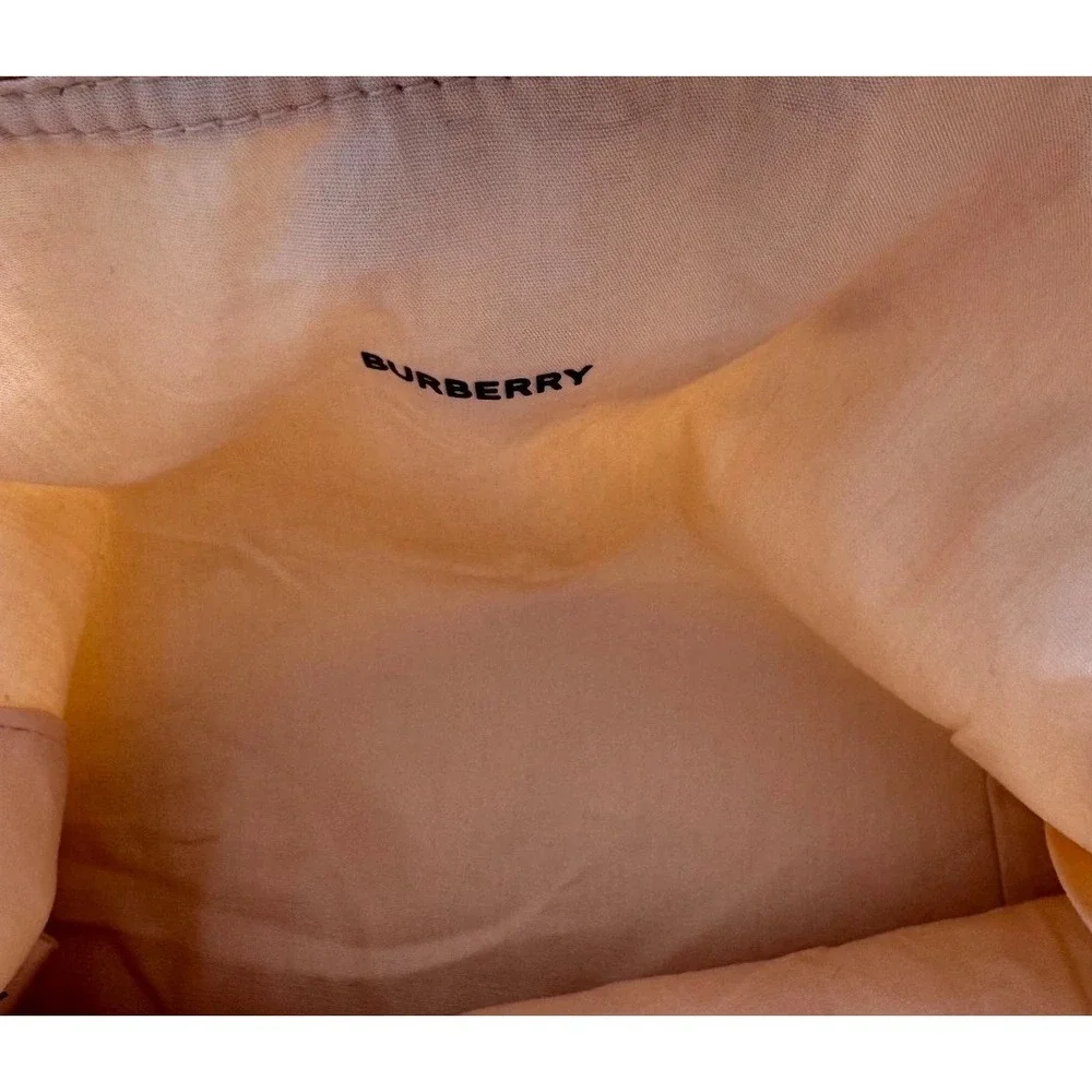 Burberry‎ Goddess Drawstring Cosmetic Pouch Beige Travel Makeup Bag Logo Promo